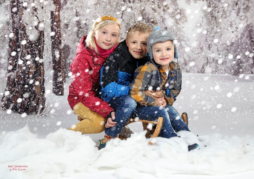 Galerie mit Fotos von Baby und Kids vom Fotostudio und Fotolabor Foto Schröter in Riesa