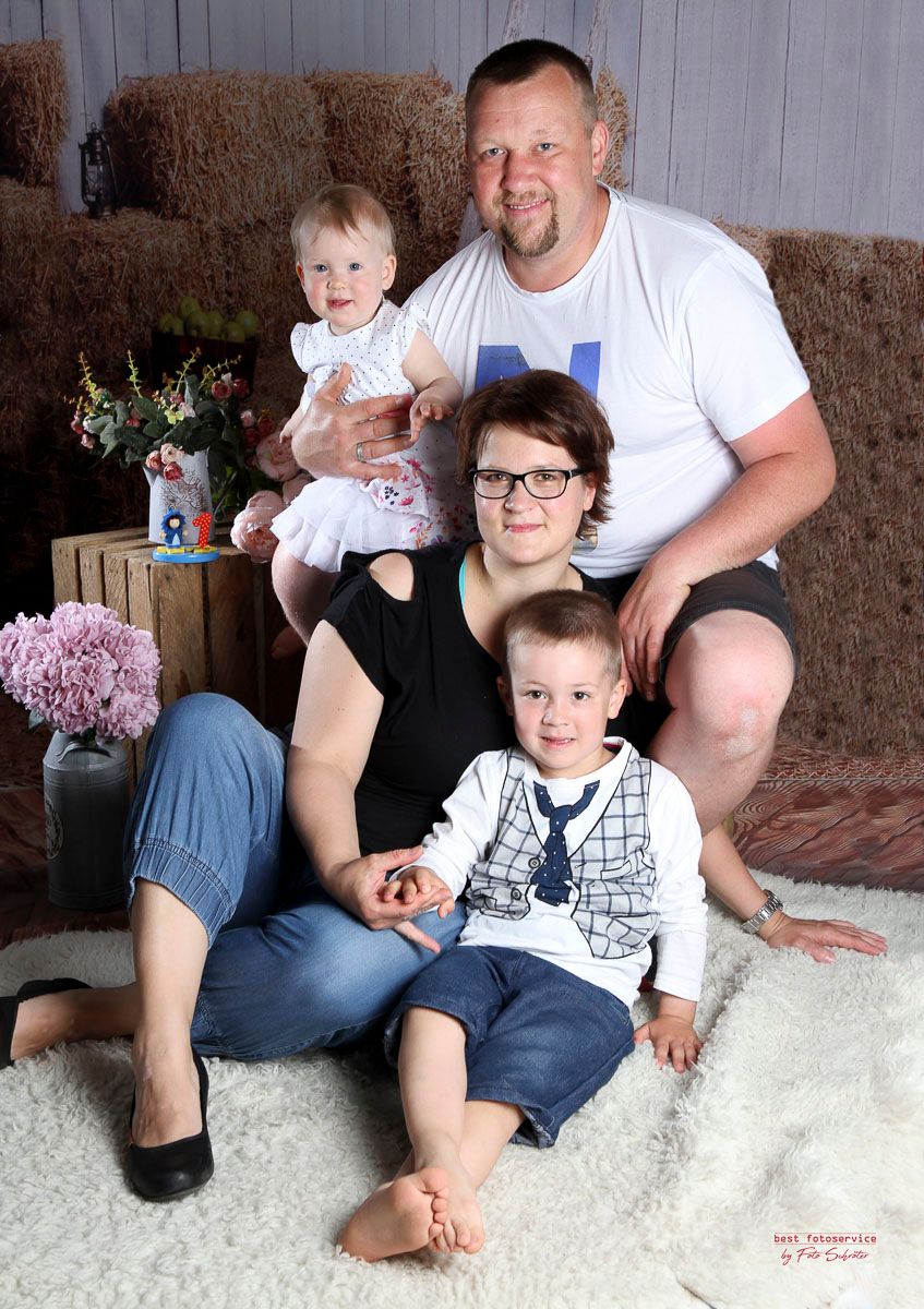 Galerie mit Familienfotos vom Fotostudio und Fotolabor Foto Schröter in Riesa