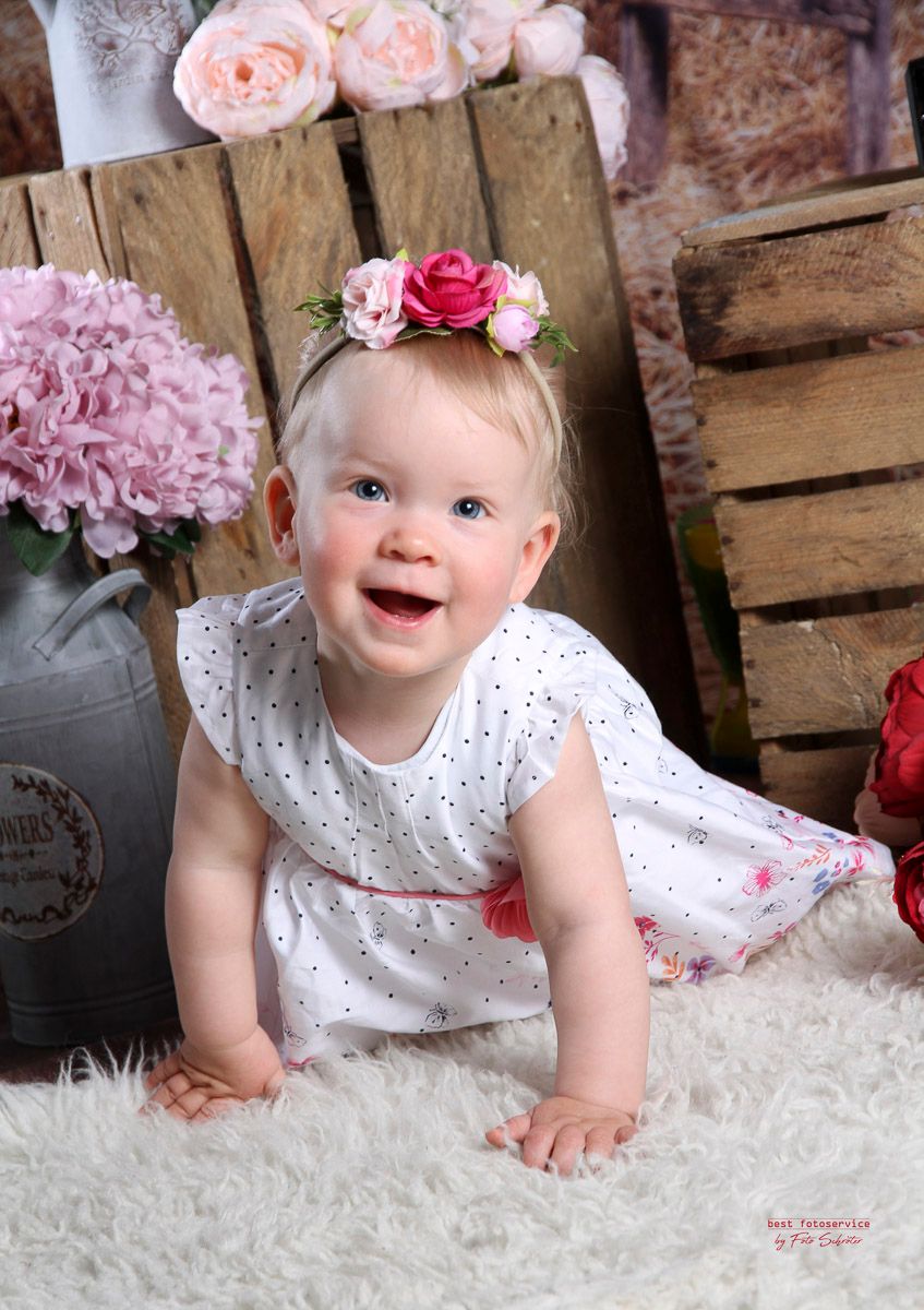 Galerie mit Fotos von Baby und Kids vom Fotostudio und Fotolabor Foto Schröter in Riesa