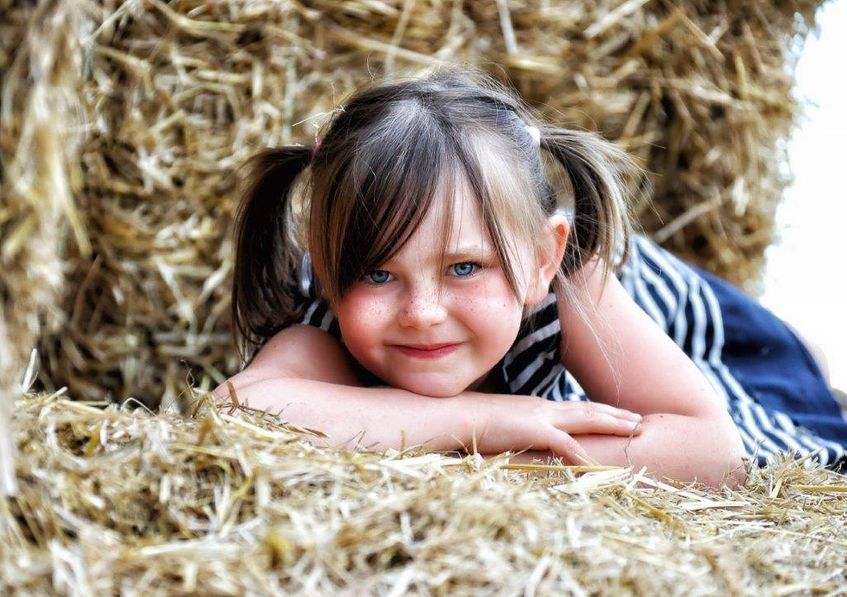 Galerie mit Fotos von Baby und Kids vom Fotostudio und Fotolabor Foto Schröter in Riesa